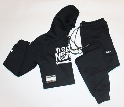 Cropped Negus by Nature Sweatsuit